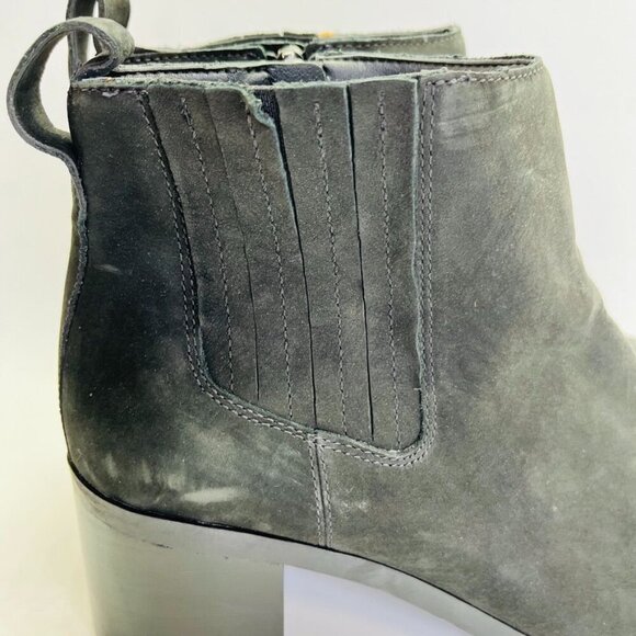 Vionic Wilma Women's Heeled Ankle Boot Size 9.5 in Black W Lug Sole Block Heel - Picture 2 of 16